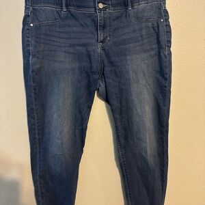 Apt. 9 Blue Ankle Cropped Jeans